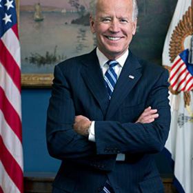 Vice President Joe Biden {Photograph} – Historic Paintings from 2013 – (4″ x 6″) – Gloss